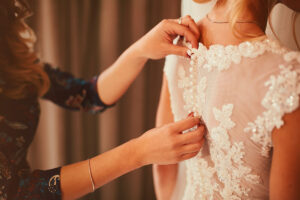 retouche robe de mariée